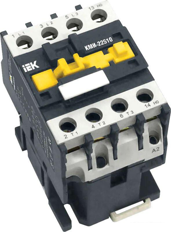 Контактор IEK KKM21-032-230-10