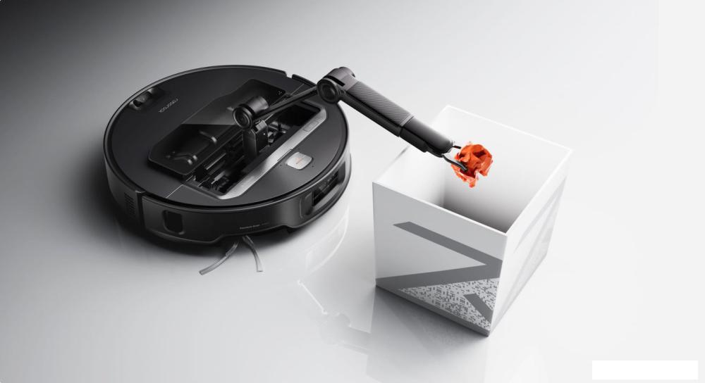 Робот-пылесос Roborock Saros Z70 RRE0R50 (евровилка, с русской озвучкой, черный)