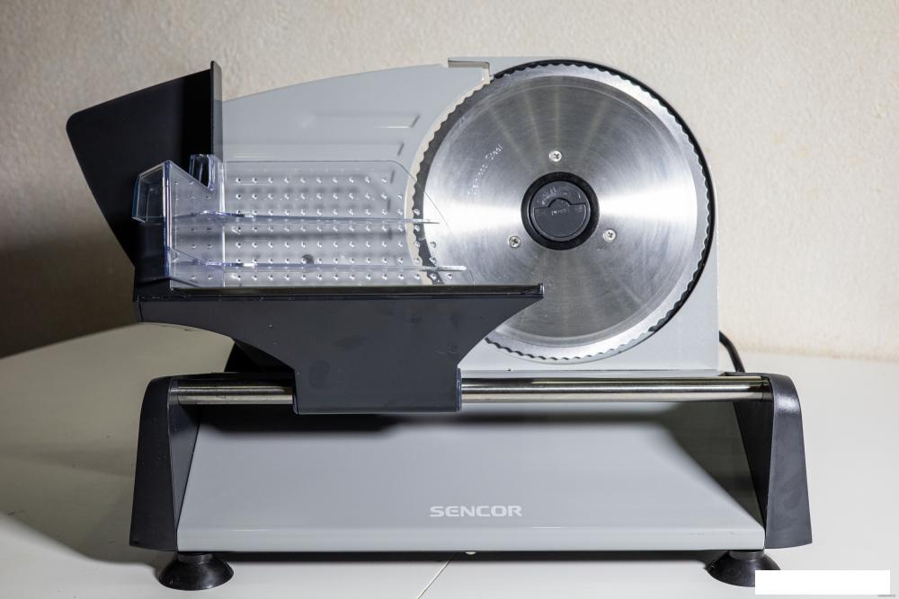 Ломтерезка Sencor SFS 4050SS